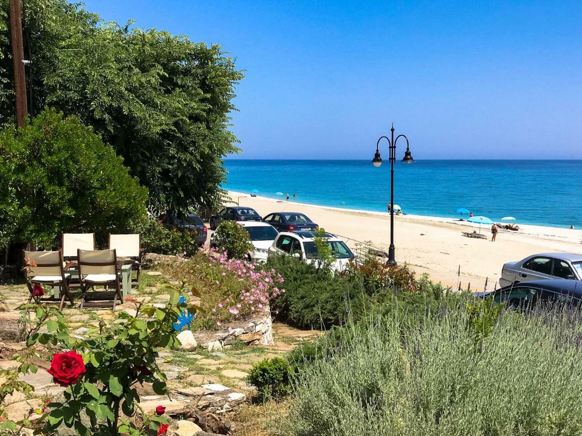 Papa Nero Beach House Agios Ioannis  外观 照片
