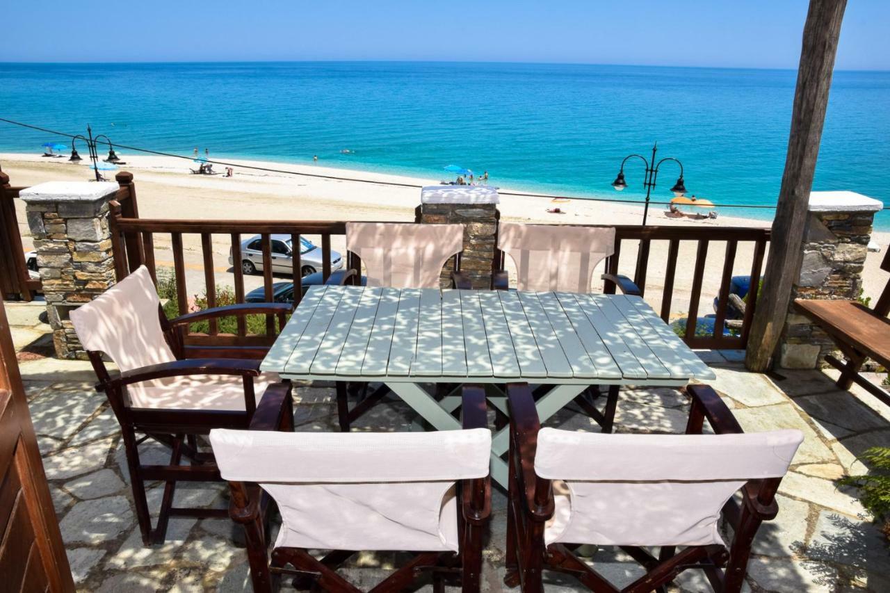 Papa Nero Beach House Agios Ioannis  外观 照片